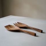 Salad servers