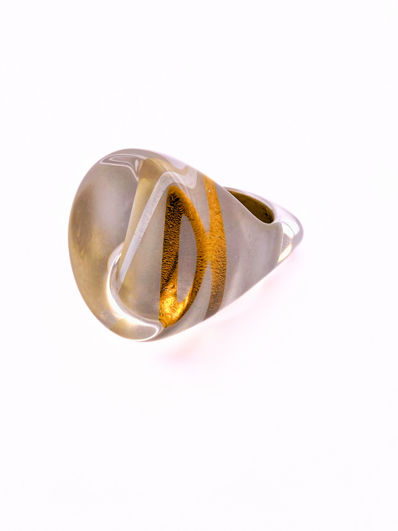 Suprematist tabletop ring