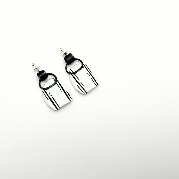 Line and Dot Marked Enamel Loop Stud Earrings - No. 61