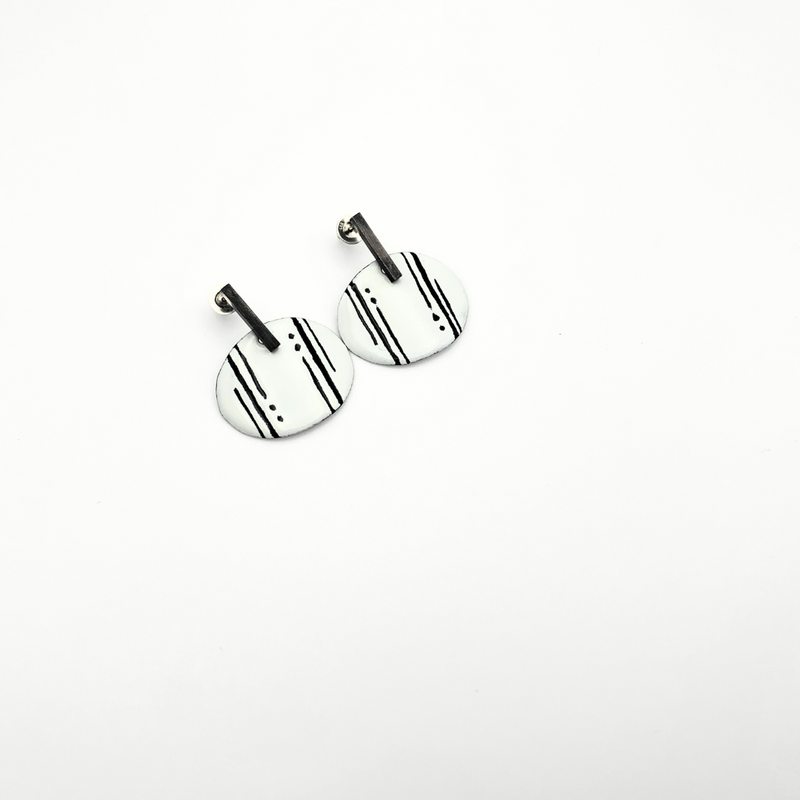 Line and Dot Marked Enamel Bar Stud Earrings - No. 57