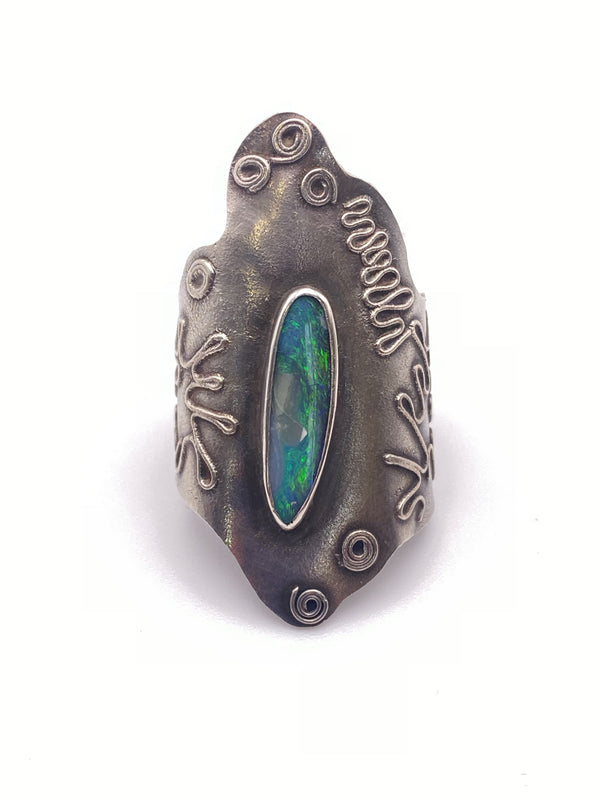 Shield Ring