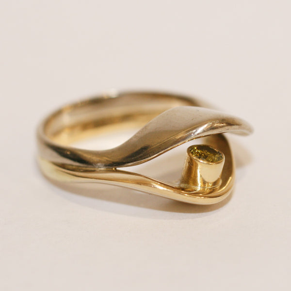 Gold and Lime Diamond Contour Ring