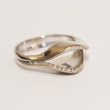 Gold and Diamonds Contour Ring