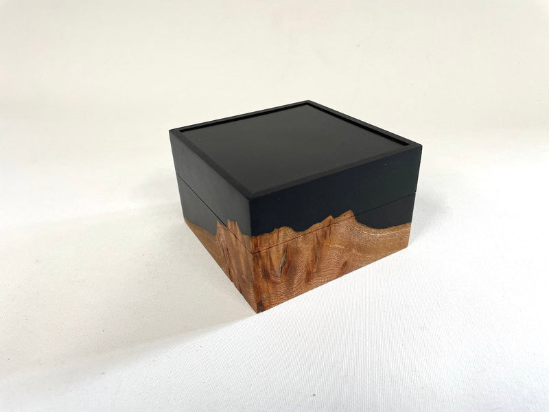 Carbon Ring Box