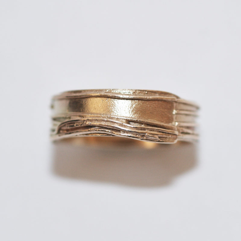 9ct Gold Ring - No. 9