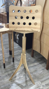Music stand